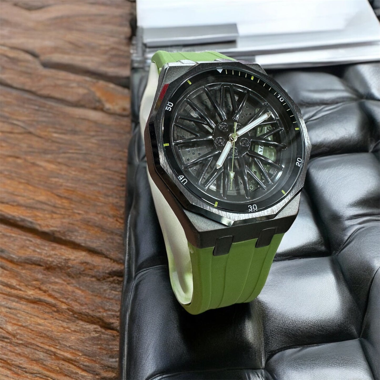 Chaxigo Men Rotation Dial Watch Wheel Reloj Male Luxury Man Silicone Strap Sports Clock Rotate Rim Hub Design Wristwatch
